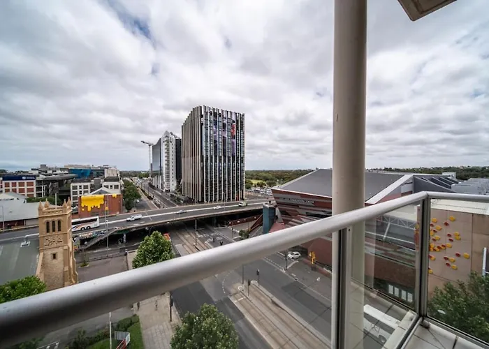 The North Star City View Jacuzzi Sauna