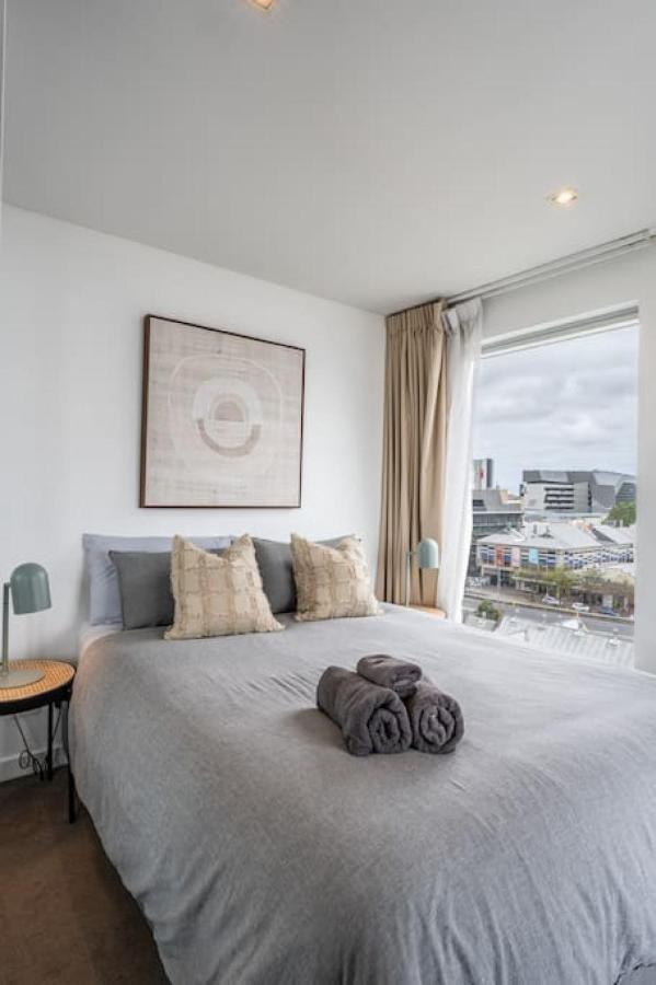 The North Star View Jacuzzi Sauna Apartment Adelaide
