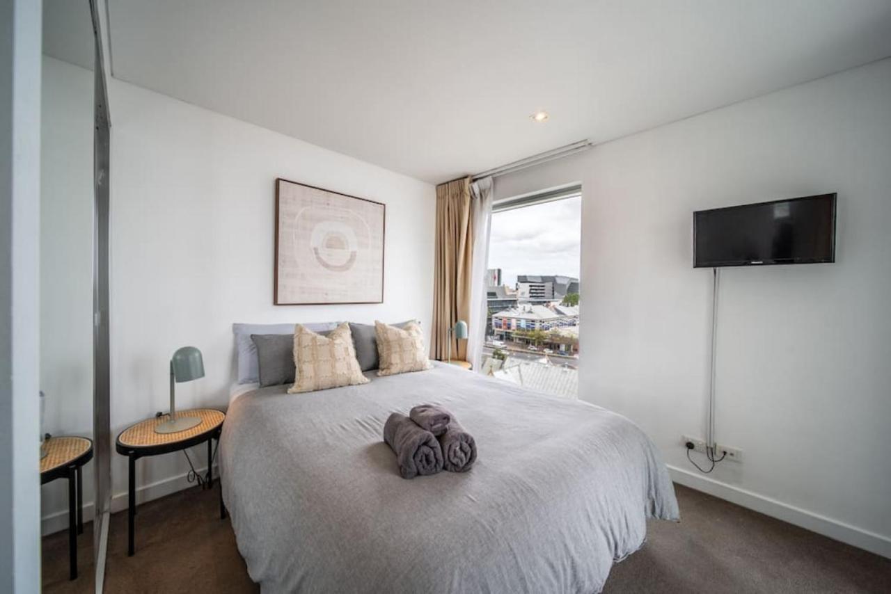 The North Star View Jacuzzi Sauna Apartment Adelaide
